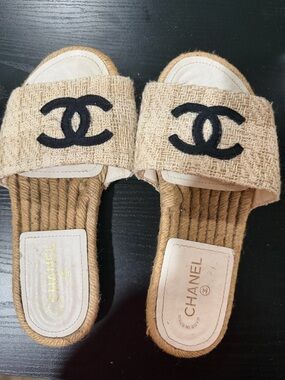 CHANEL Beige Tweed Slide Sandals with Black CC Logo